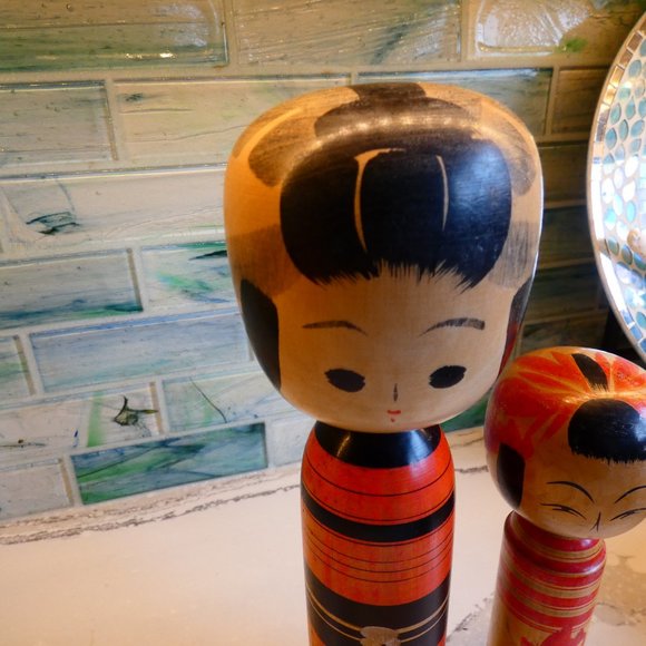 Vintage Kokeshi Wooden Hand Painted Japanese Dolls-Set of 2 - Picture 4 of 12